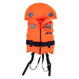 Orangefarbene Rettungsweste BRAVISSIMO mit Kapuze, verstellbaren Gurten und reflektierenden Elementen für erhöhte Sichtbarkeit bei Wassersportaktivitäten.
