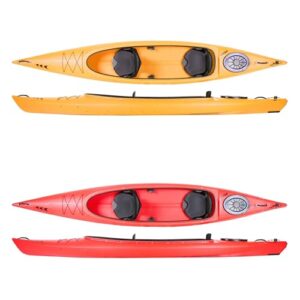 Offenes Zweier-Kajak Prijon Custom Line CL 470 Relax in Rot, ideal für Familien und Verleihe, präsentiert zusammen mit weiteren Kajaks.