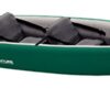 Sevylor aufblasbares Kanu Adventure Plus für 2 Erwachsene und 1 Kind, 368 x 86 cm, in sportlichem Design mit grauen Streifen und gepolsterten Sitzen.
