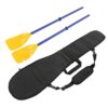Schwarze Paddeltasche für Kajak und Kanu mit zwei Paddeln, ideal zum sicheren Transport von Wassersportzubehör.