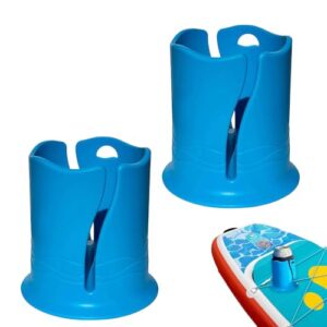Zwei blaue Paddle Board Getränkehalter mit Saugnapf-Design für sicheres Verstauen von Getränken auf einem Stand-Up-Paddle-Board.