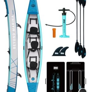 BEYOND MARINA aufblasbares Kajak für 3 Personen, Drop-Stitch Tandem Kayak Set für Erwachsene mit Paddeln, Sitzen, Pumpe, Finne & Tragetasche, robust & vielseitig, 460x81x55 cm
